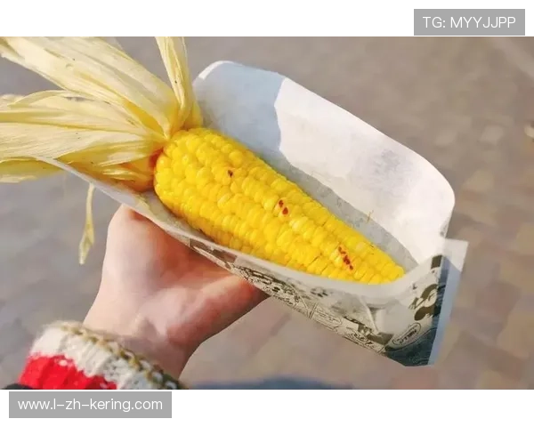 哈兰德参与社区夜市筹款,亲自售卖烤玉米引笑声